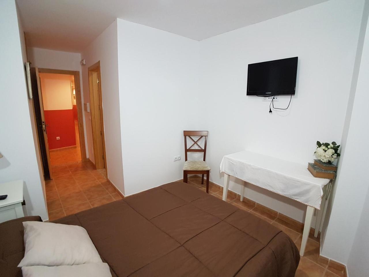 Hostal Meson La Era Riogordo Exterior photo